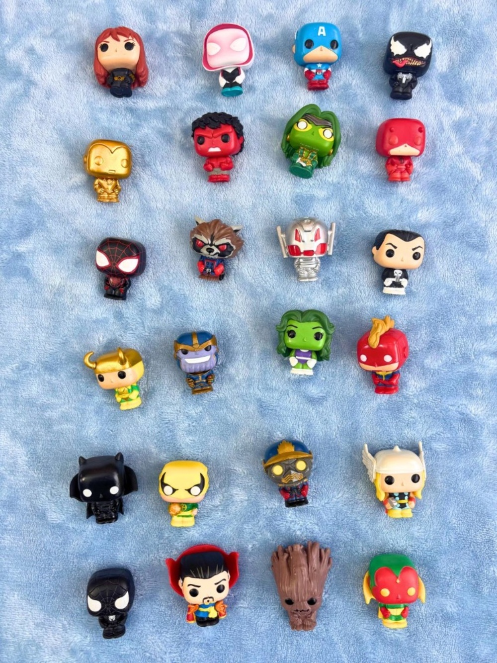 Funko Pop Marvel Minis〡24 figurines 2020〡Spider-Gwen, Loki, Thanos, Thor, + more